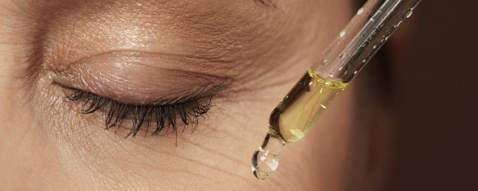 Finding Your Perfect Match: A Guide to Facial Oils for Every Skin Type - Raven Botanicals