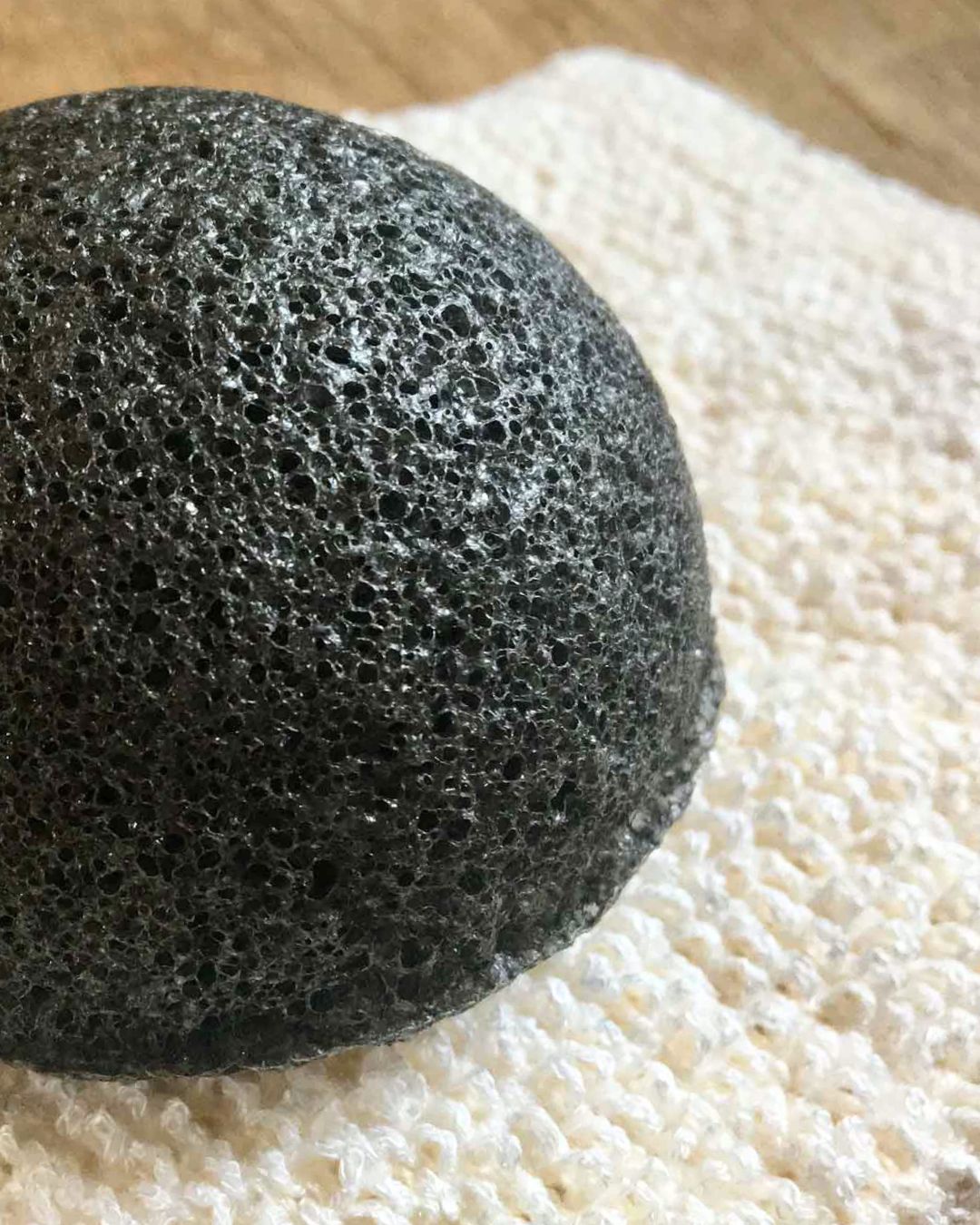 Charcoal Konjac Sponge - Raven Botanicals